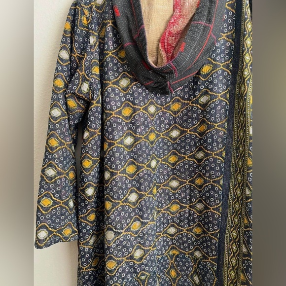 Kantha Bae Rising Sun Coat - Picture 8 of 10